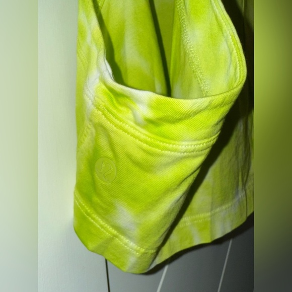 NWOT Lululemon All Your Cropped Cotton Tank Top *Tie Dye Eccentric Lime size: 6 - Picture 7 of 9